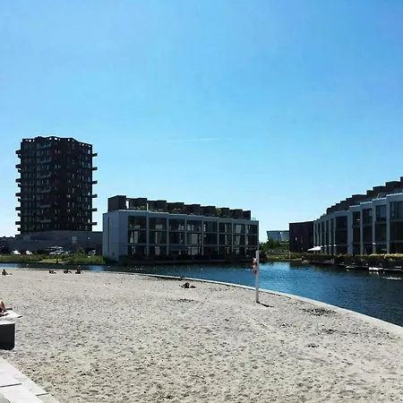 Penthouse With Rooftop Terrace Near Havnevigen شقة